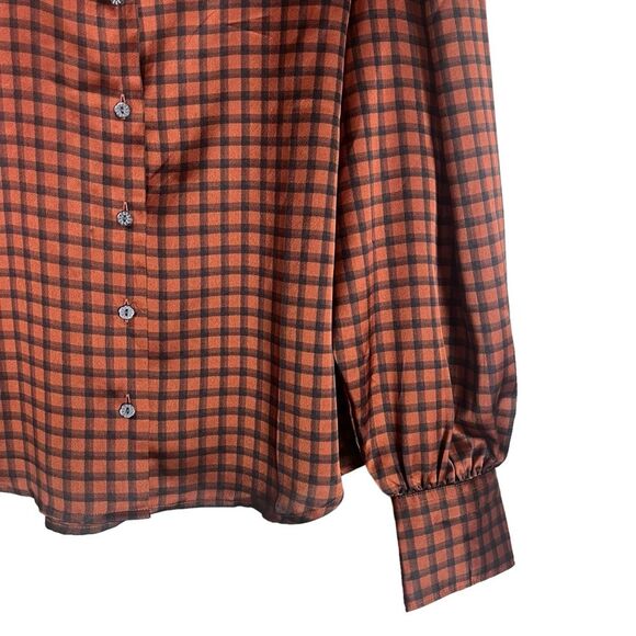 Levi’s Silky Brown Button Down Large - Picture 8 of 10